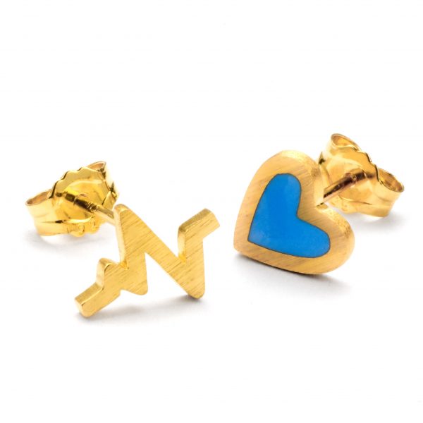 gold plate heartbeat stud earrings