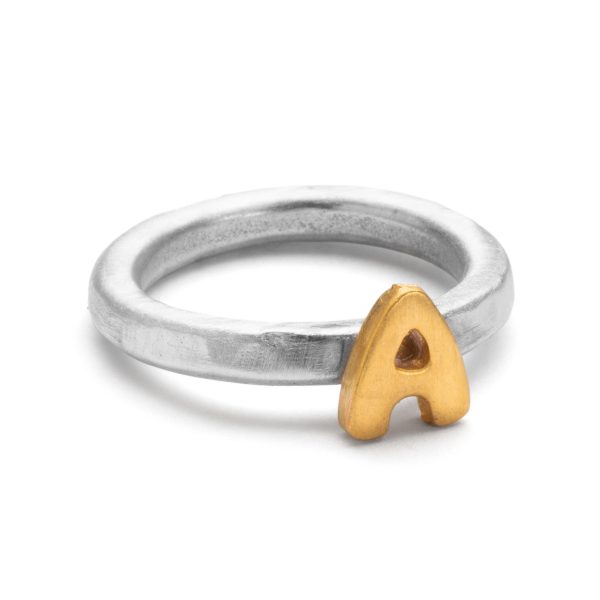 Ring gold initial